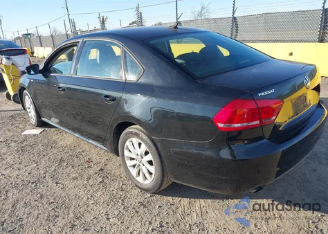 2015 Volkswagen Passat 1.8T Wolfsburg Edition из США, поврежденный, VIN 1VWAT7A35FC013148